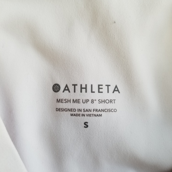 Athleta Mesh Me Up Stash Pocket 8'' Short in White Size Small - Picture 11 of 12